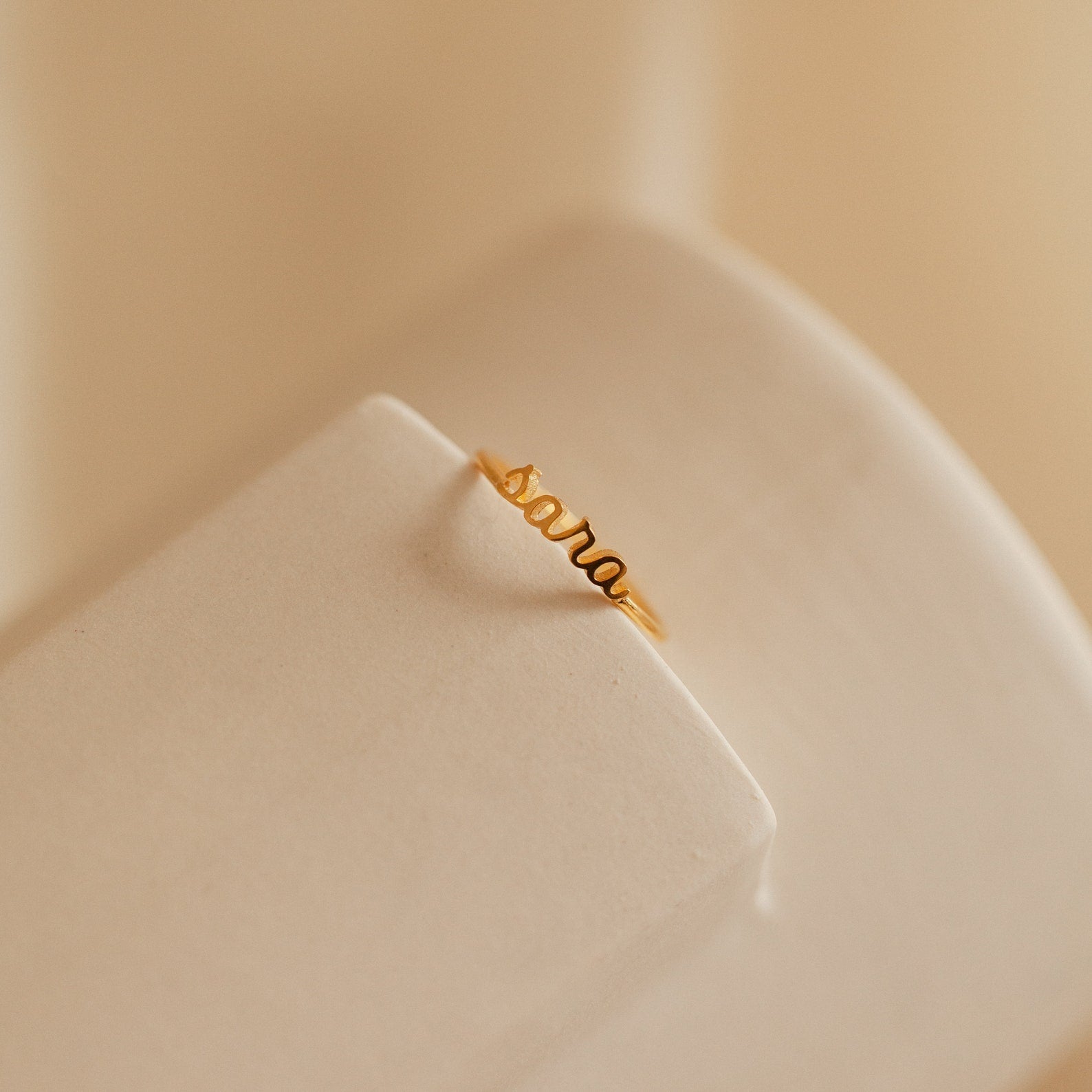 Chic Elegance: The Petite Script Name Ring 18K Gold